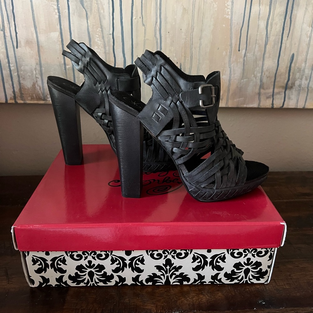 Naughty Monkey Bingo Star Heels